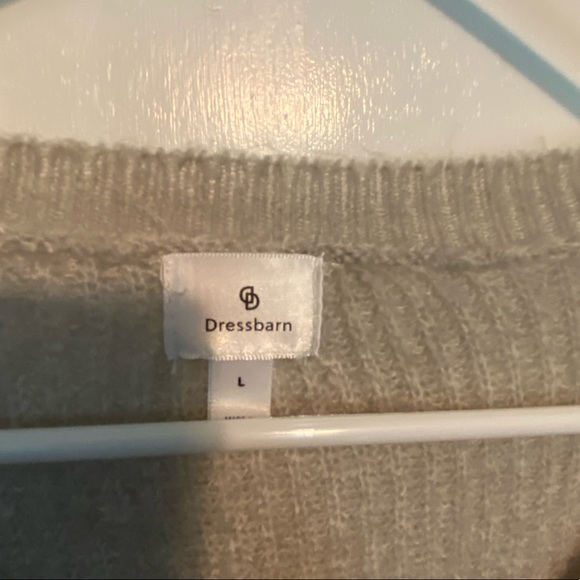 Sweater - Picture 3 of 3